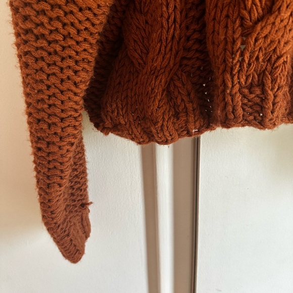 Lulu’s Chunky Cable Knit Sweater - Picture 6 of 12